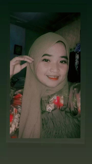 puput apriliani profile icon