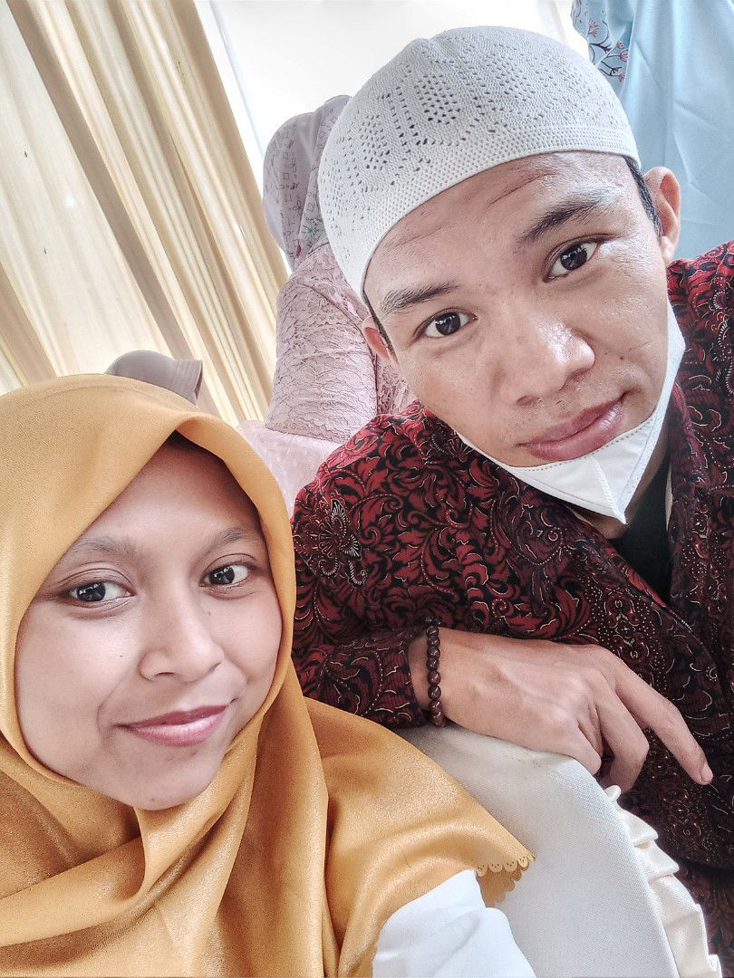 Dian Kartika Putri profile icon