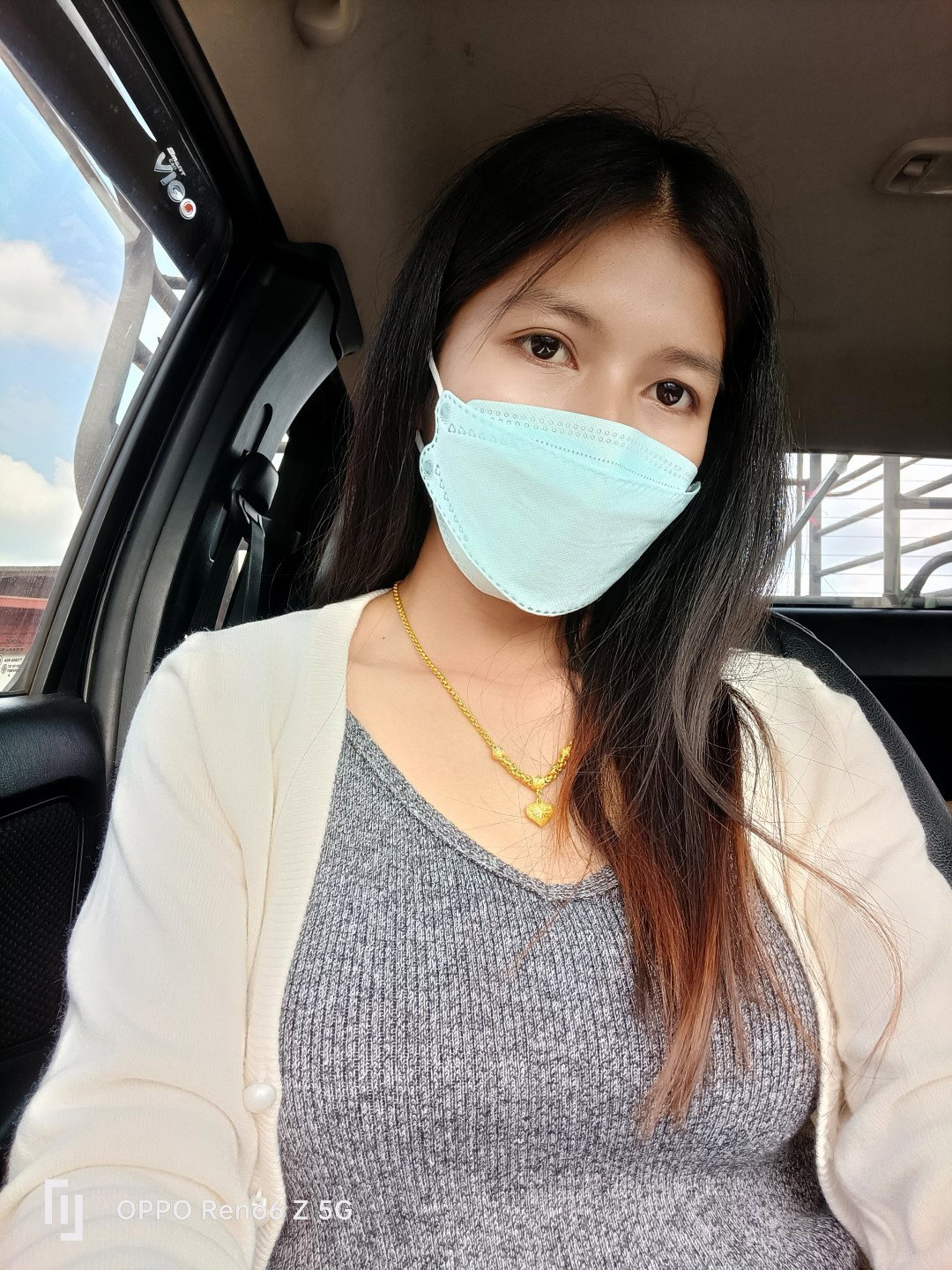 ช่อ' ผกา profile icon