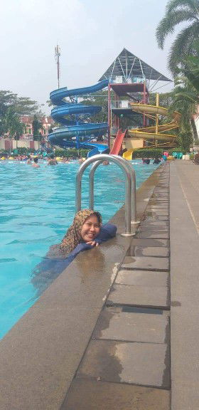 Apriyani Silvia profile icon