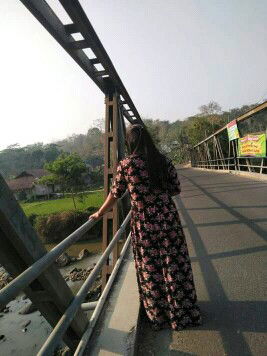 siti yuni profile icon