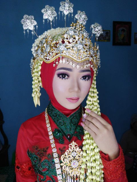 Dewi masitoh profile icon