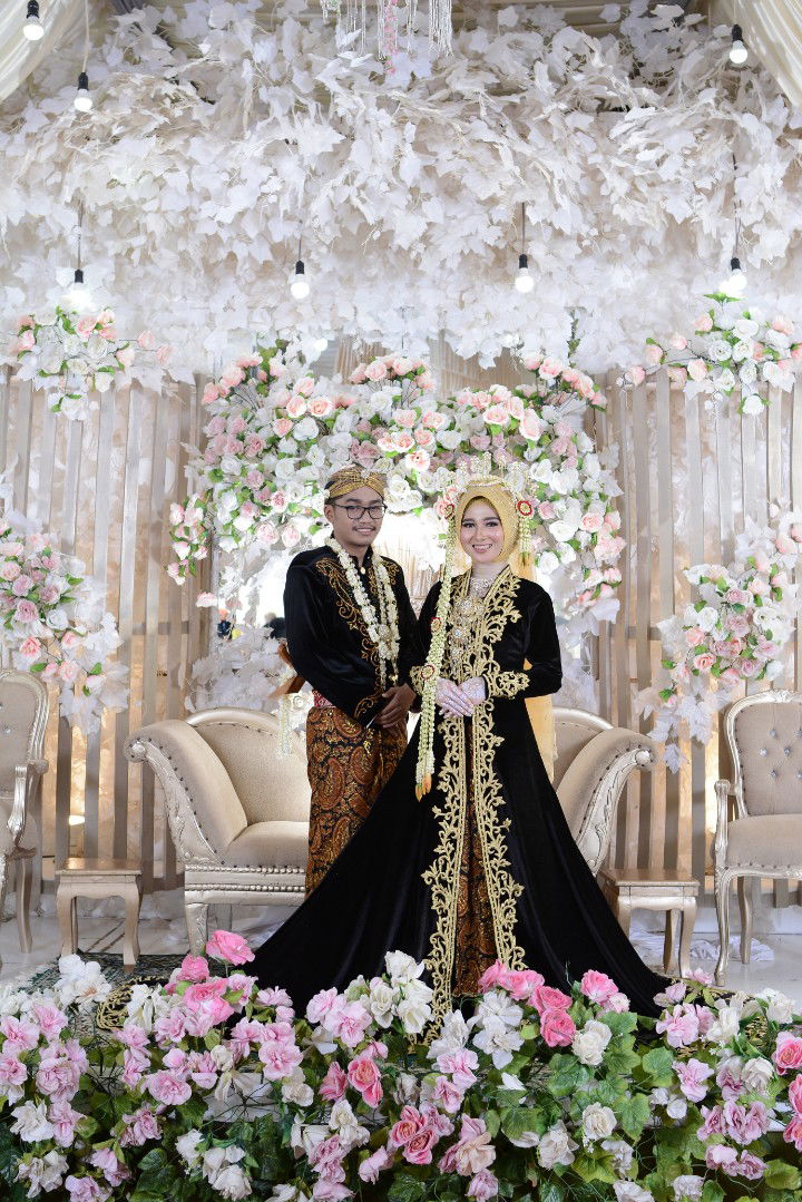 Anggit Fathiara profile icon