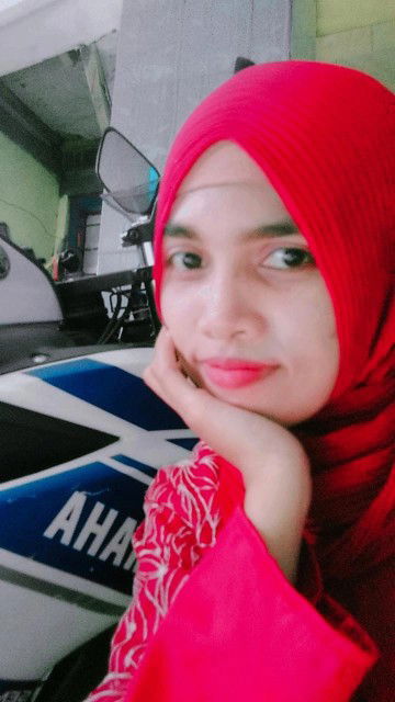 riza fatimah profile icon