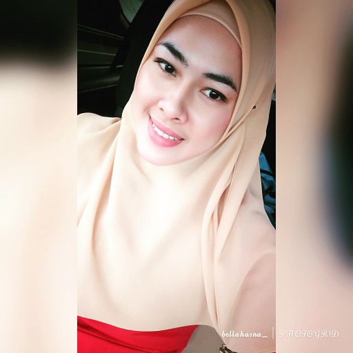 Bella Husna profile icon