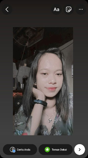 ria tri suswati profile icon