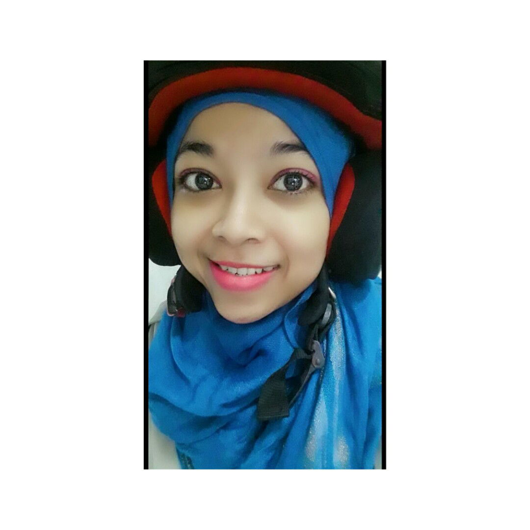 lastri ulan sari profile icon