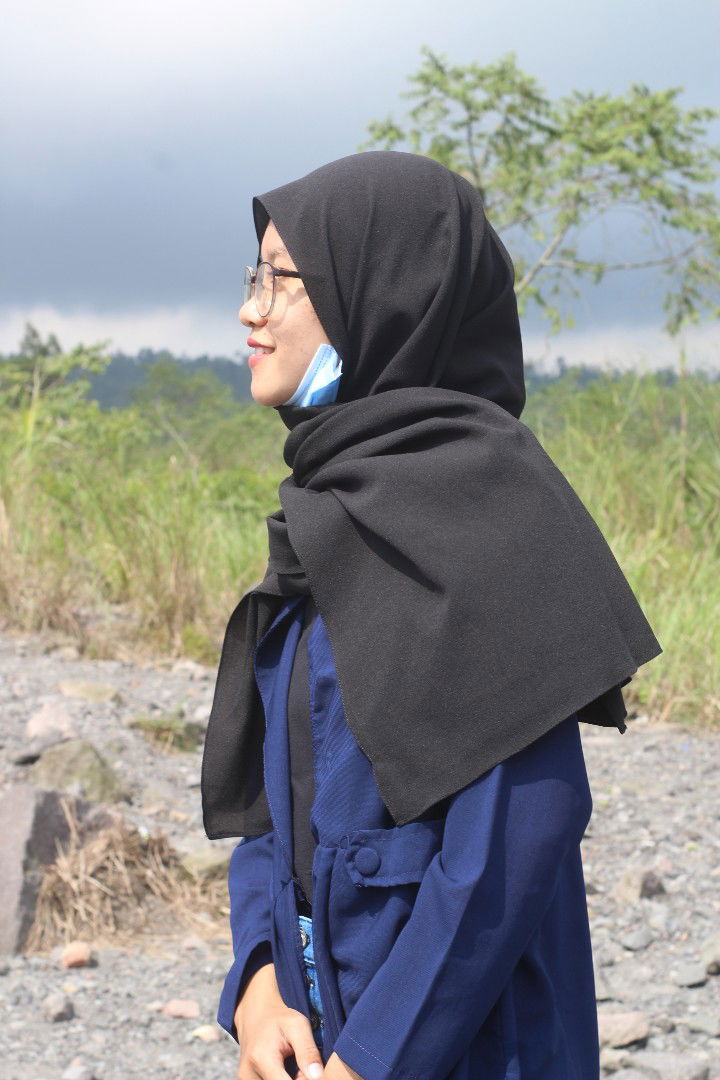 adenisa briliana profile icon