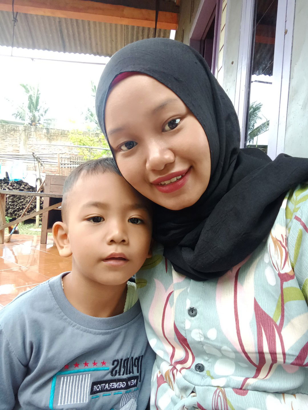 Wiwit Mujiarti profile icon