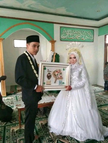 nyimas ayukinanti profile icon