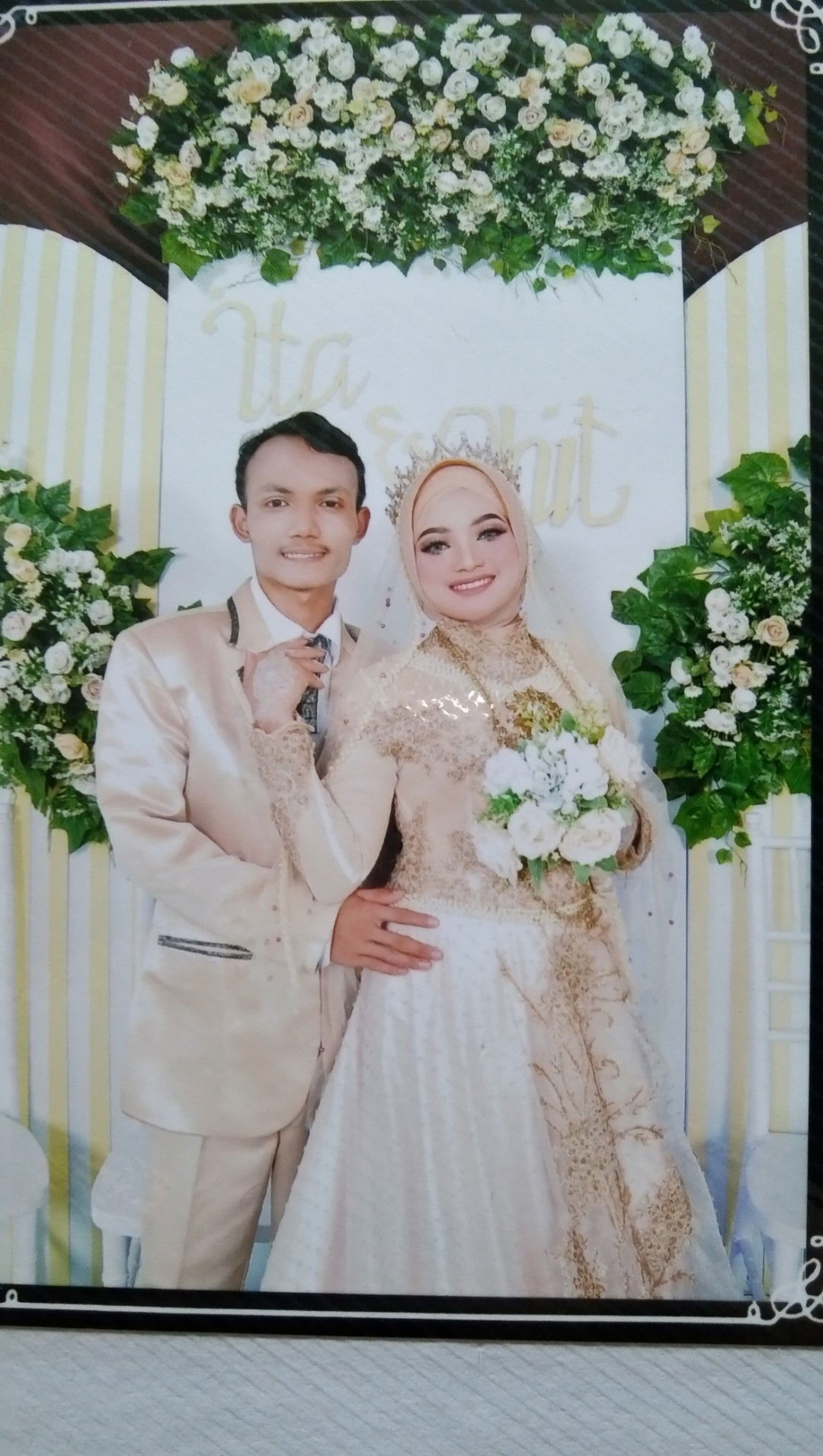 Ita Rosita profile icon