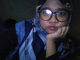 putri mei lina profile icon