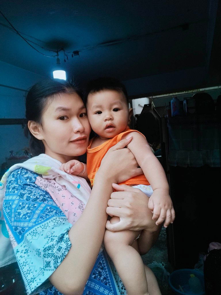 หญิง profile icon