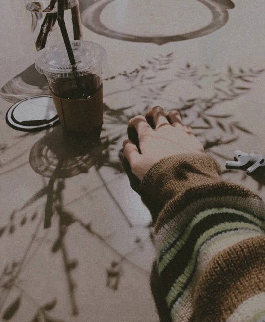 Riezka Wahyuni profile icon