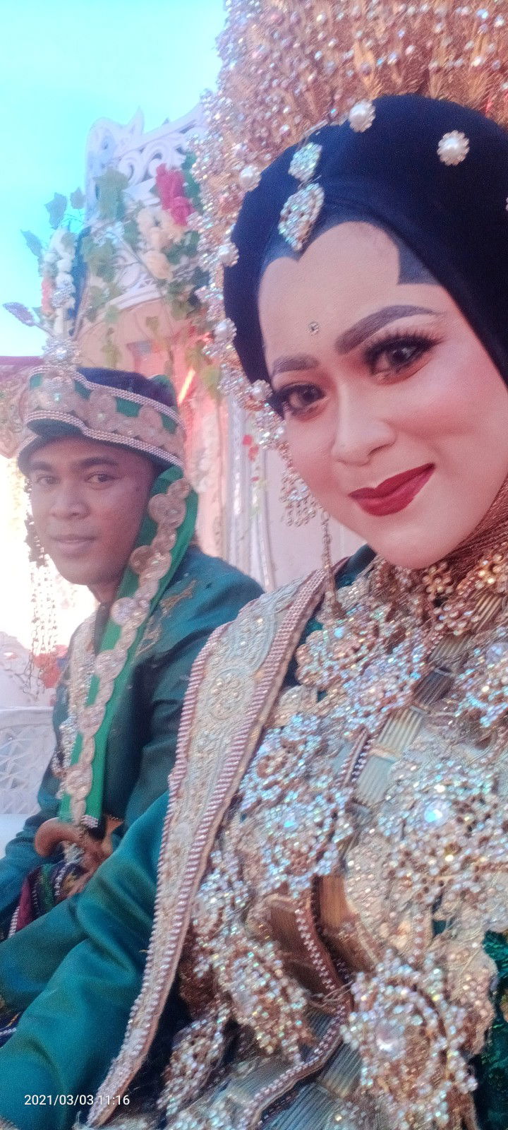 Hirmayanti Paro profile icon