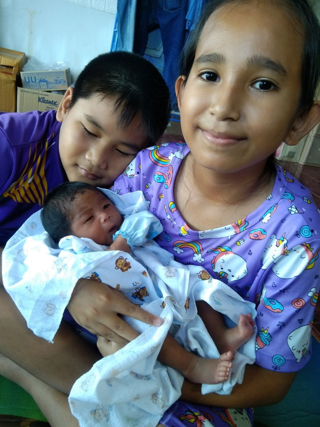 นินิว มินทร์ตรา profile icon