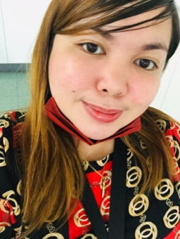 Claudine Tee profile icon