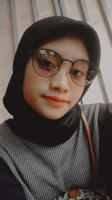 Siti apriliani profile icon