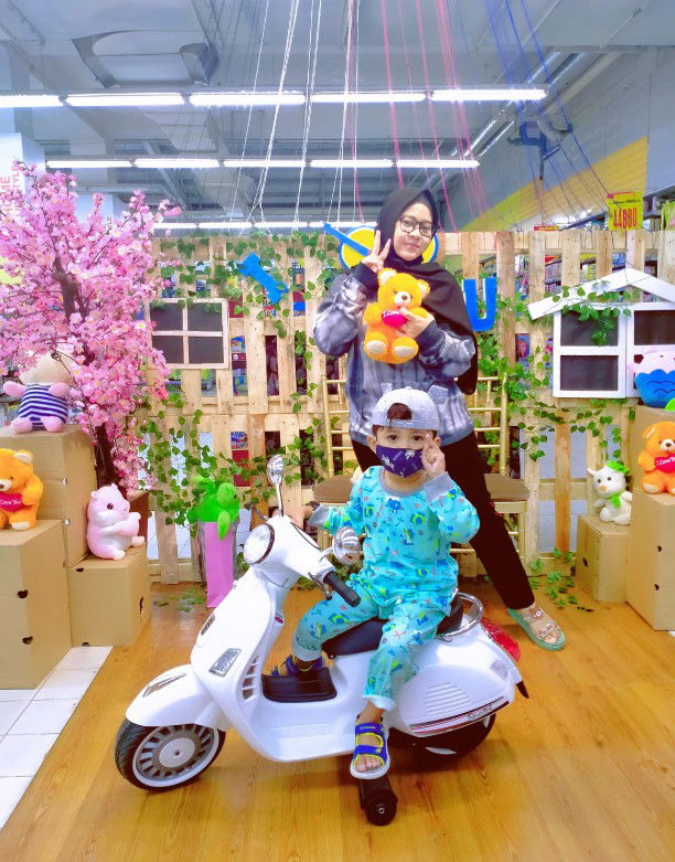 Rossy heriyanto profile icon