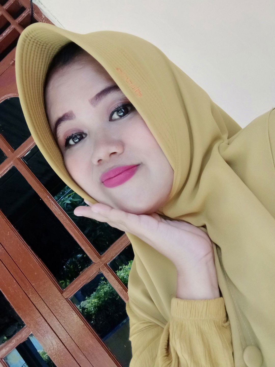 Indah puji Rahayu profile icon