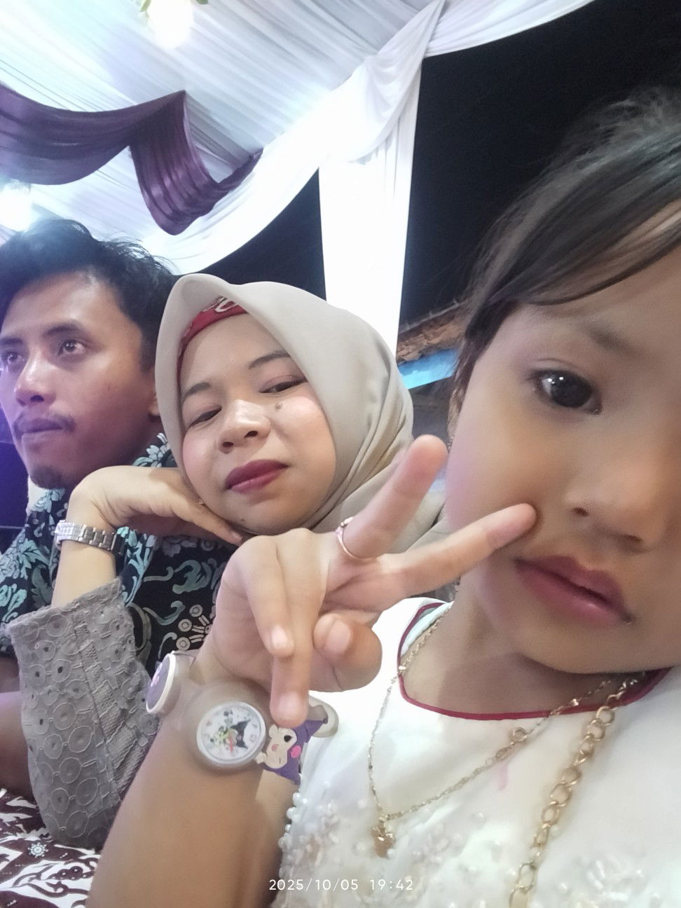 sirly Maria profile icon