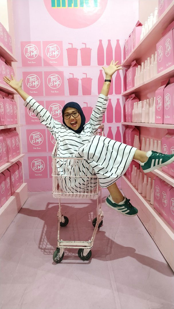 Henny Rahayu profile icon