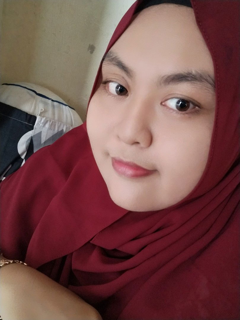 Rini Safitri profile icon