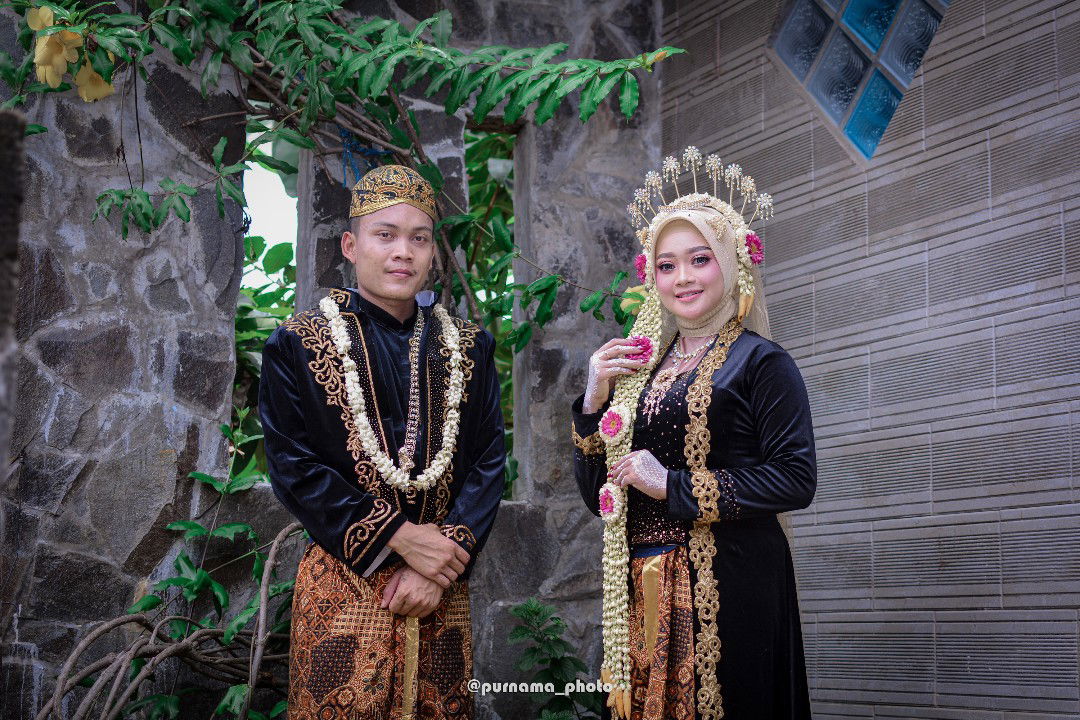 Ayu Fitri S profile icon