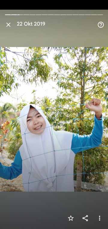 Hani layungsari profile icon