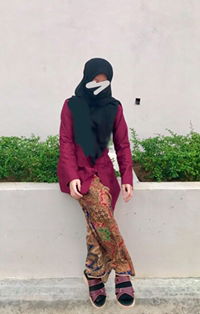 Nur Arina profile icon