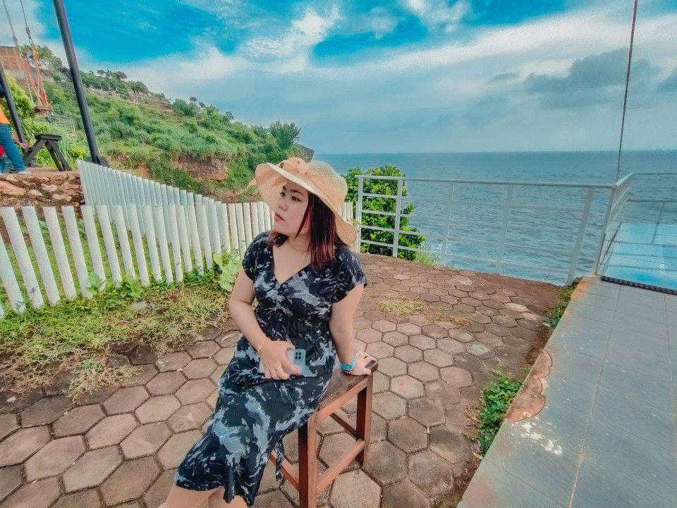 Dini Apsari Maharani profile icon