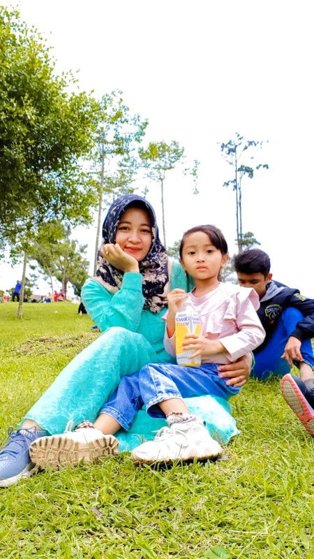 Indry Via Nurra profile icon