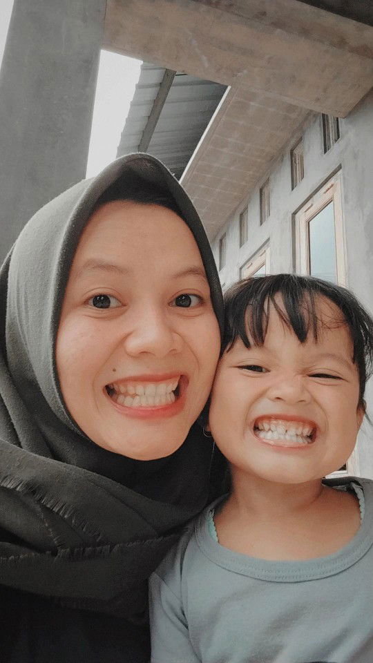 anike Putri profile icon