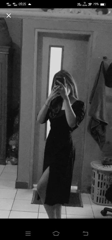 ayu ivani profile icon