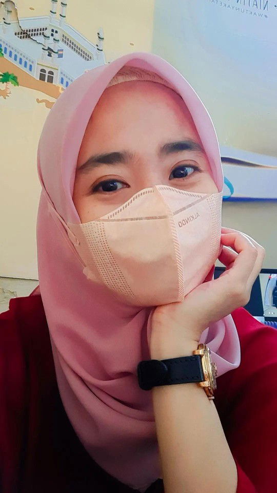 Yuly Ulee profile icon