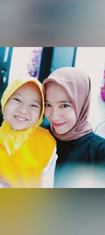 SITI YULIANI profile icon