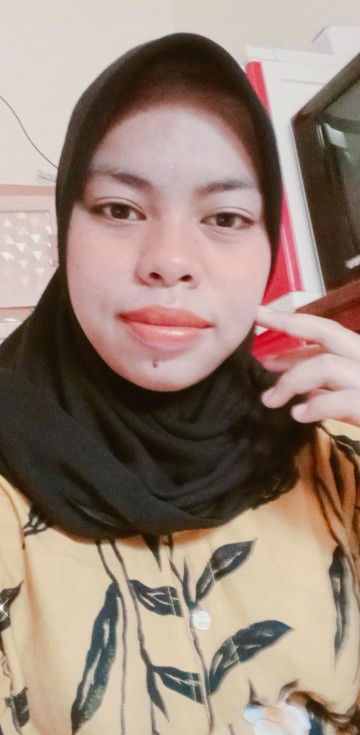 lia apriliyanti profile icon