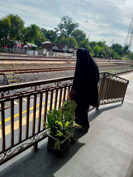 Ummu uwais profile icon