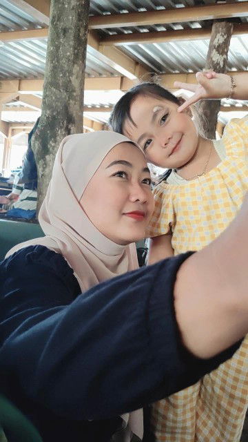 Ai Vina Silviani profile icon