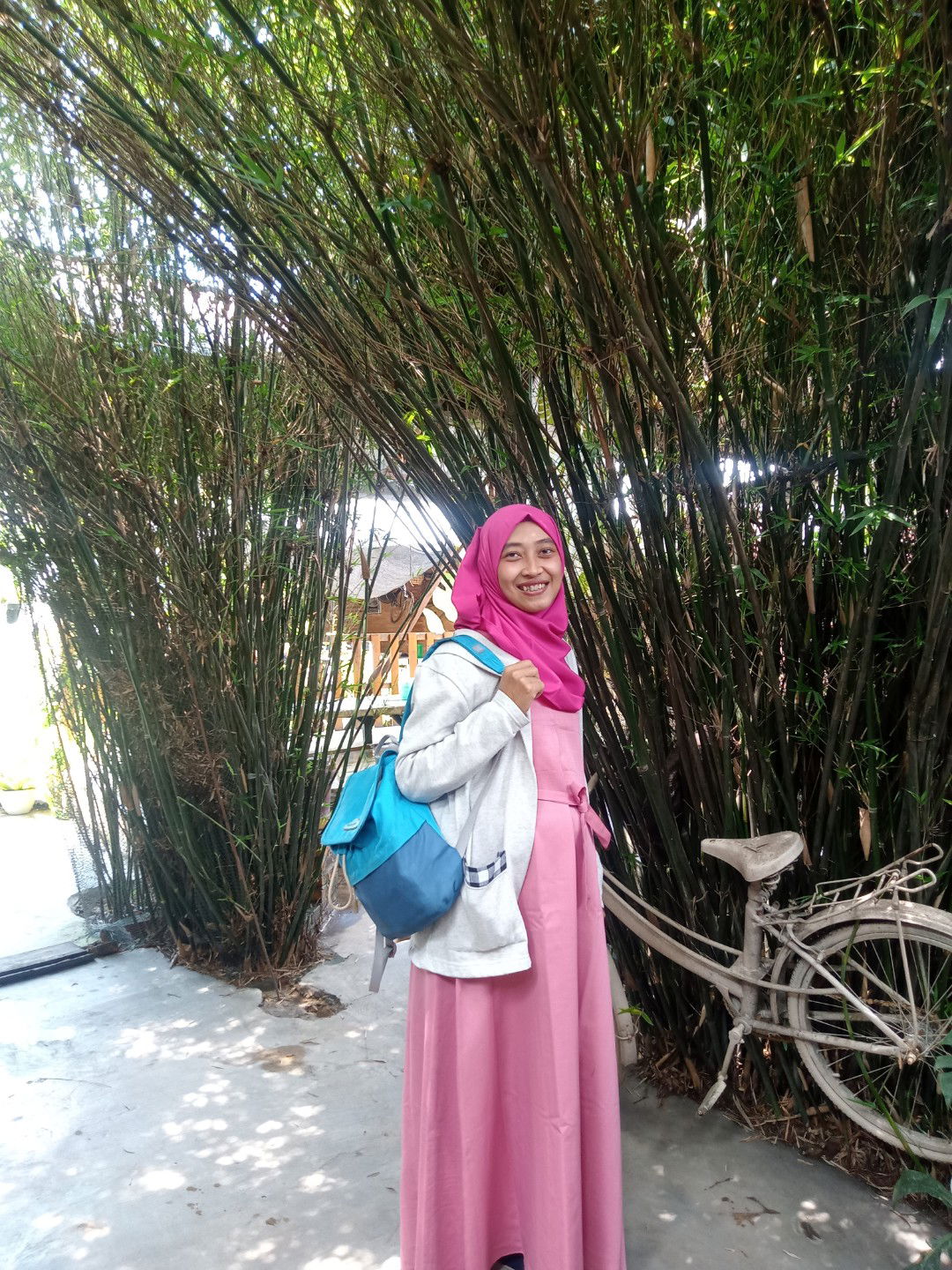 Meliana Dewi profile icon