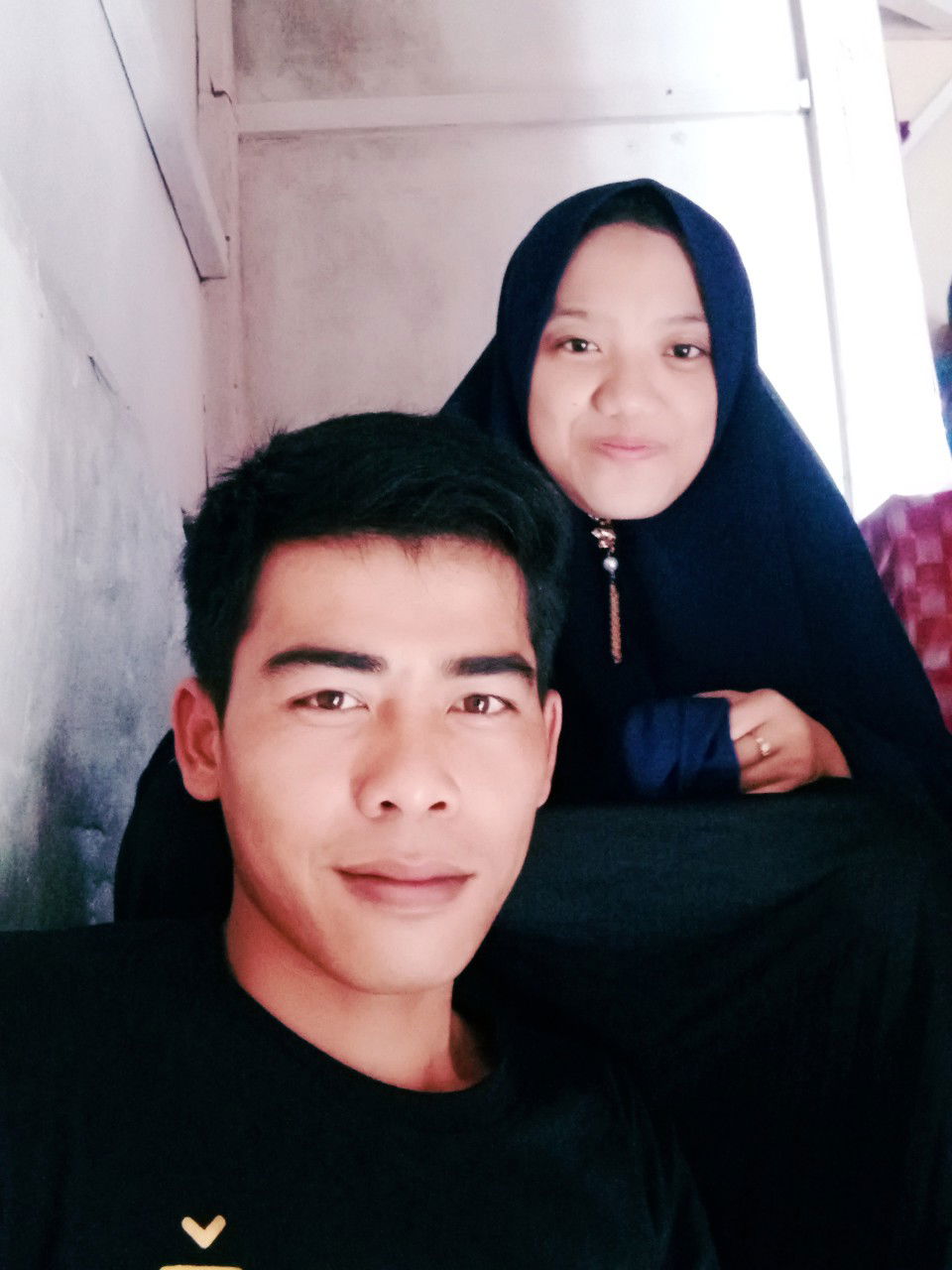 teti nuryani profile icon