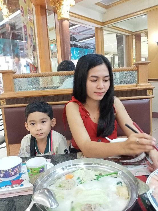 May Khanistha profile icon