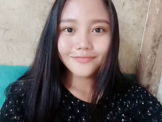 Raini Moris Raini Moris profile icon