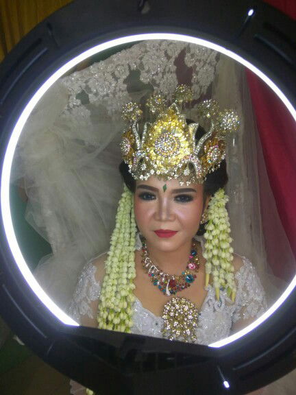 dinda_chokiel profile icon