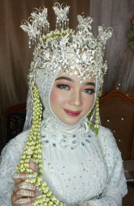 mega tripamela utami profile icon