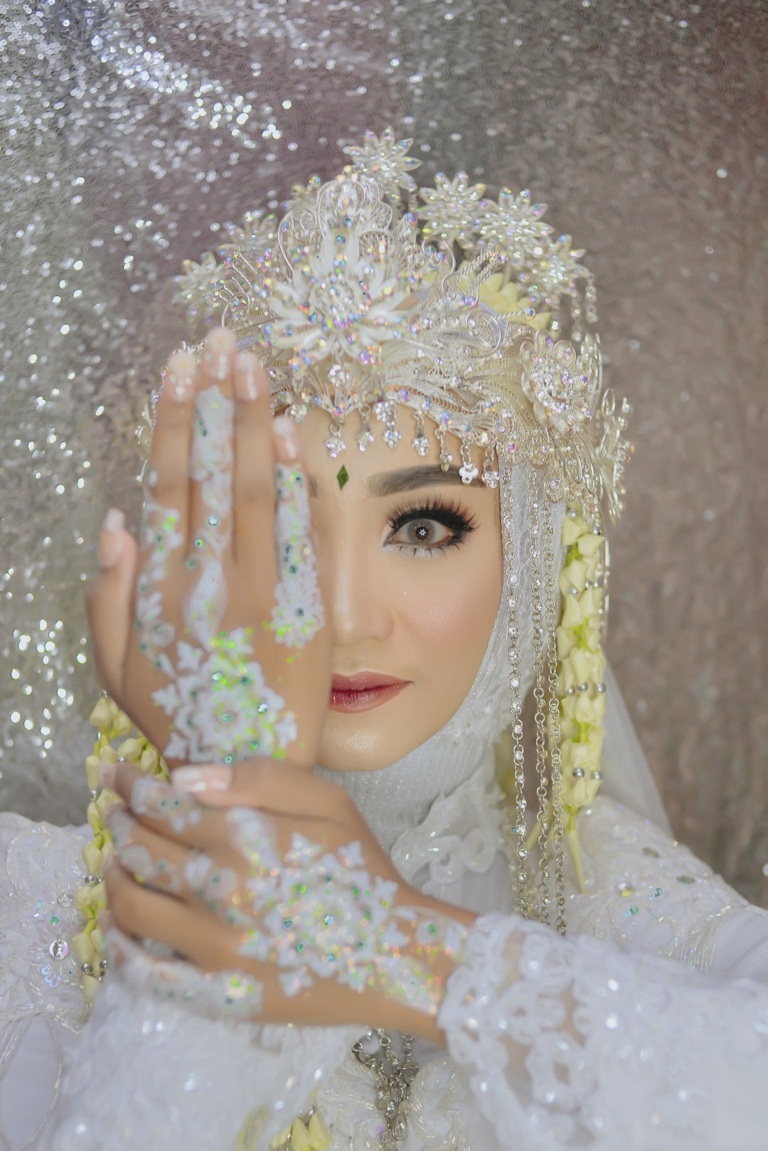 ANNE DELIA ELIANI profile icon