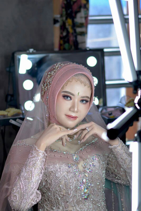 Aprilia Eka artanti profile icon