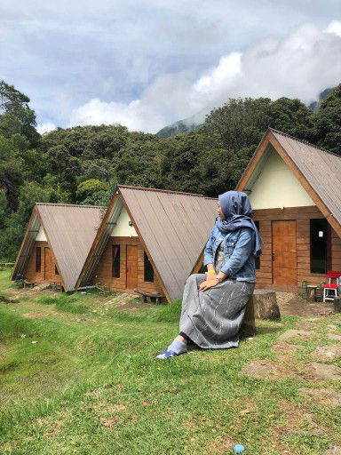 asih layung sari profile icon