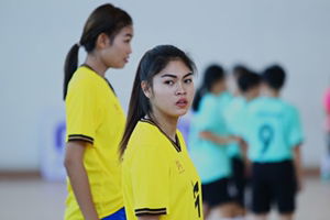 ployyyy profile icon