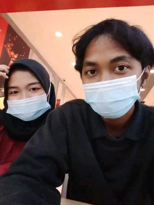 salma Savira profile icon